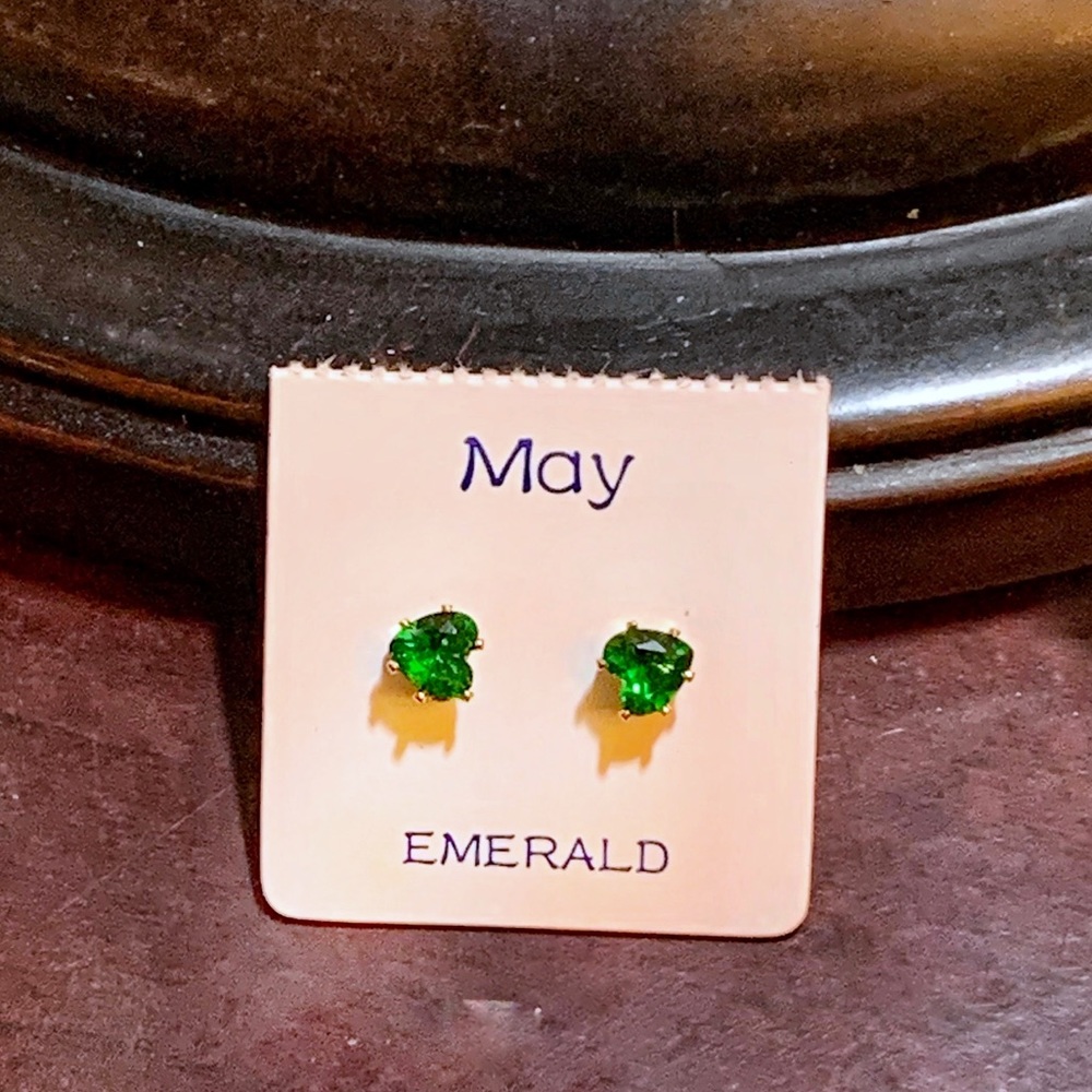 NWT ❤️Gold plated crystal heart studs for birthday month MAY